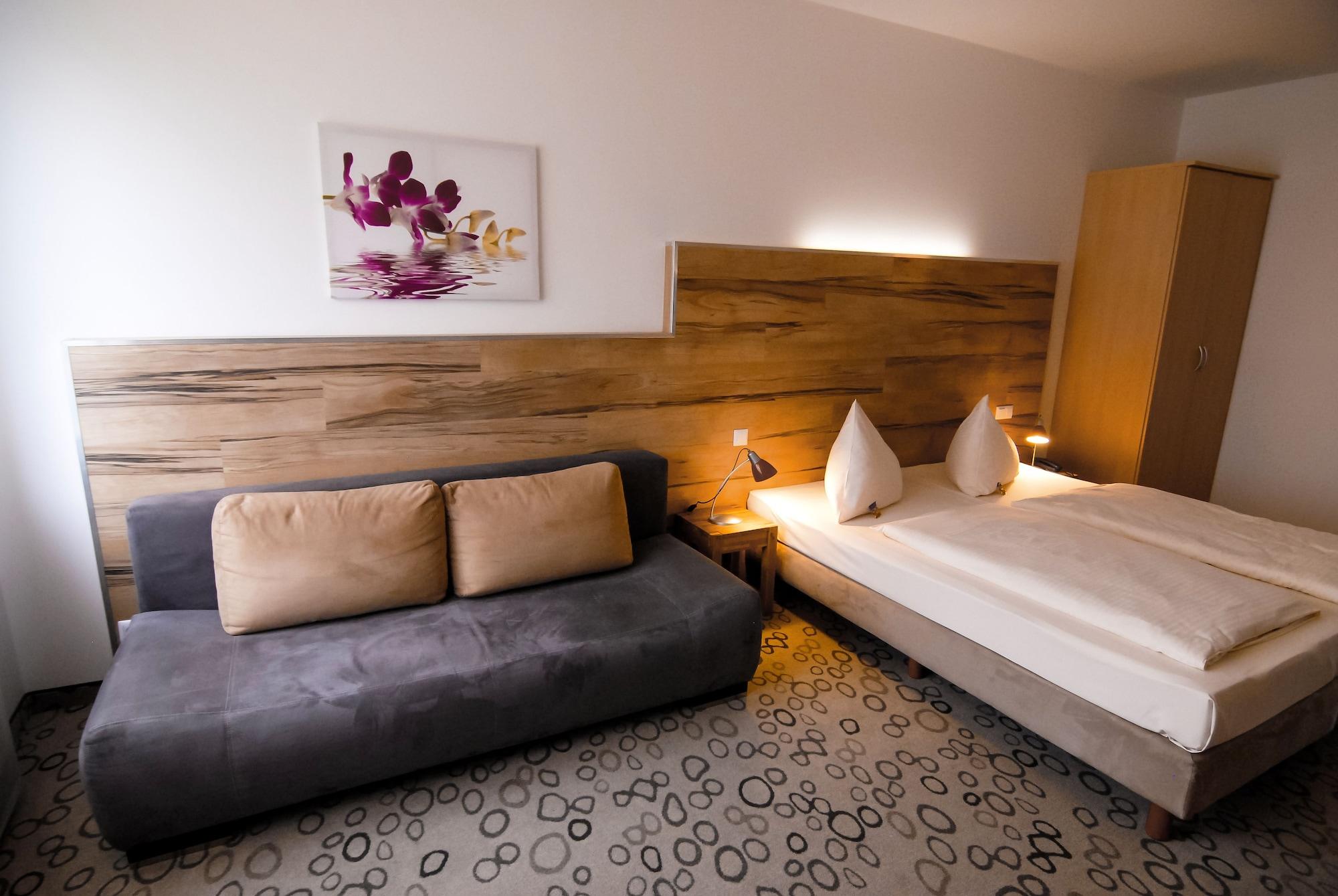 Petul Apart Hotel Am Ruhrbogen Бохум Екстериор снимка