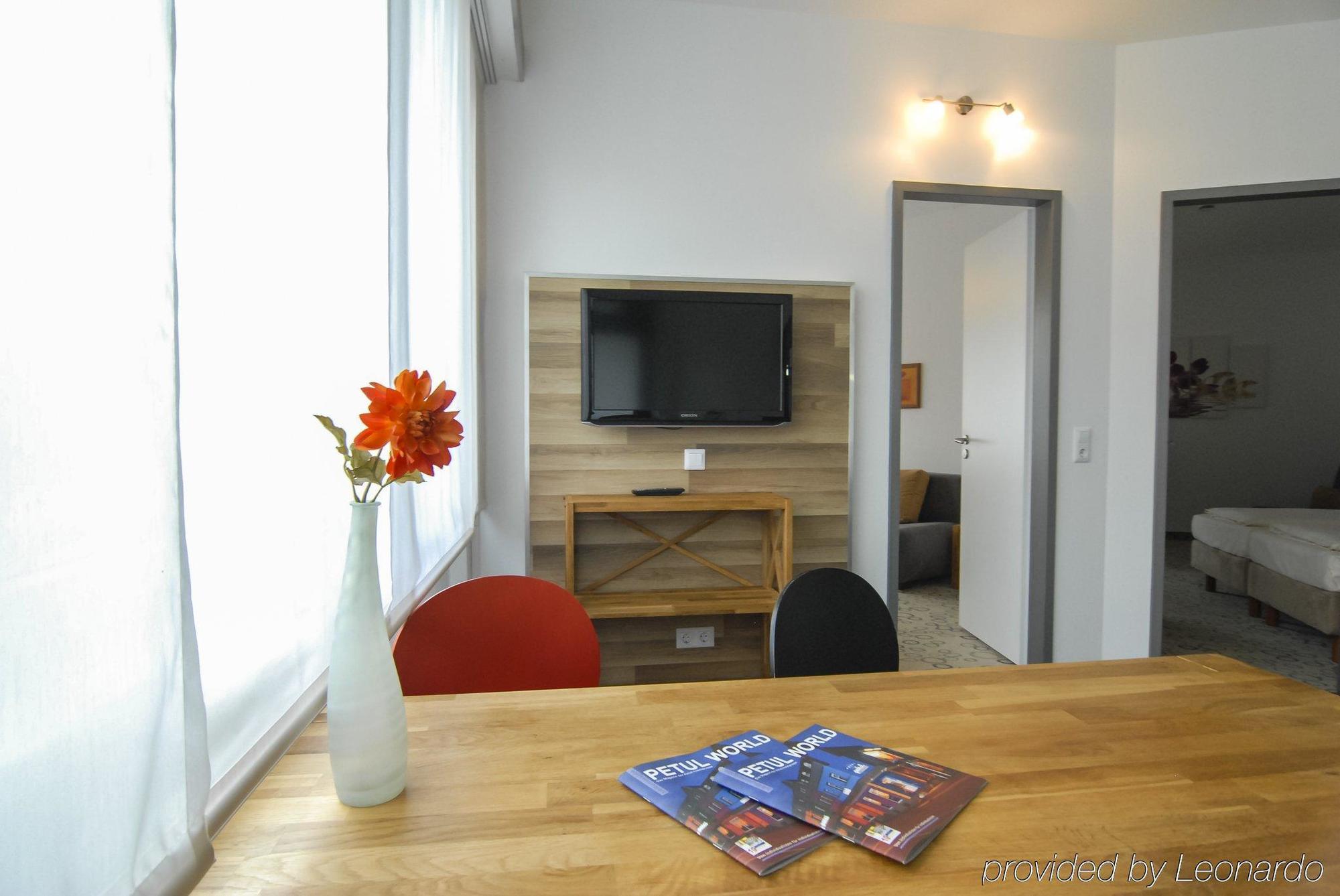 Petul Apart Hotel Am Ruhrbogen Бохум Екстериор снимка