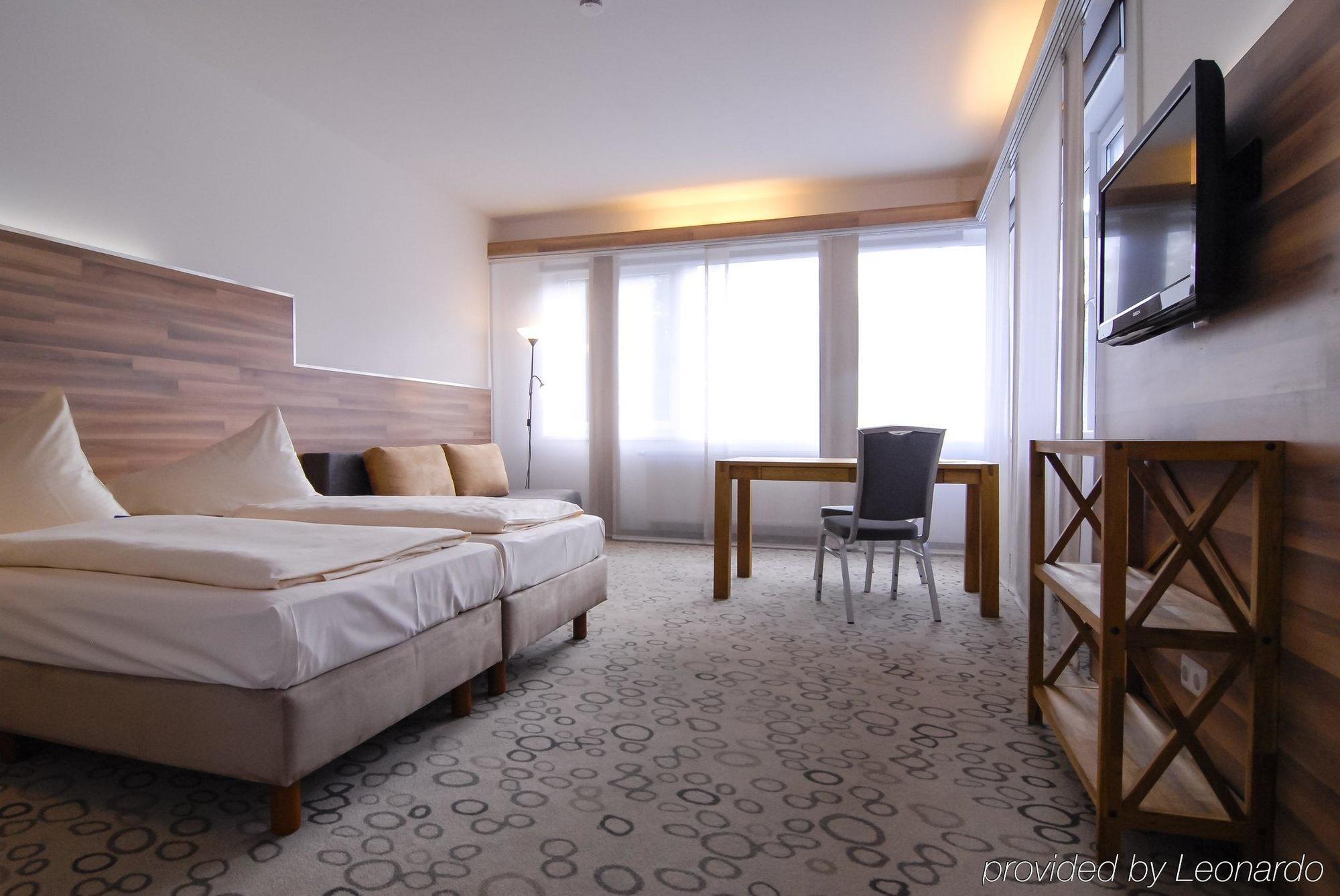 Petul Apart Hotel Am Ruhrbogen Бохум Екстериор снимка