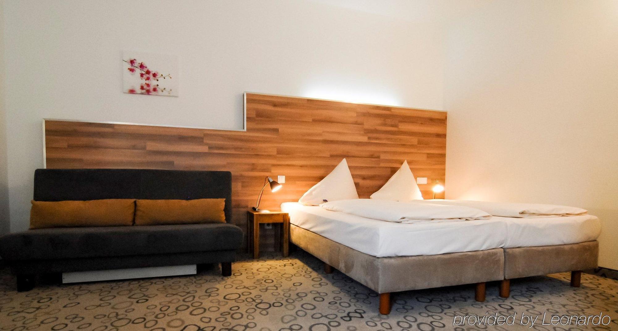 Petul Apart Hotel Am Ruhrbogen Бохум Екстериор снимка