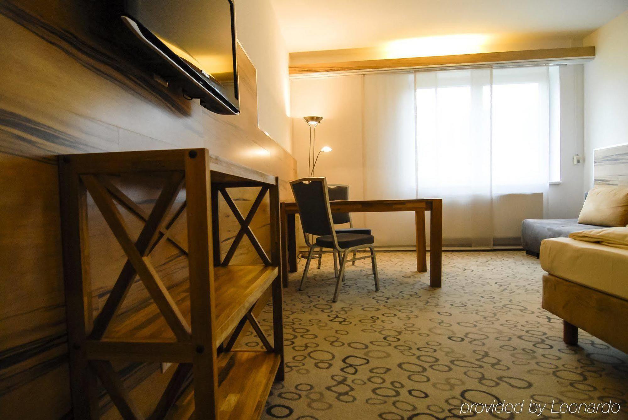 Petul Apart Hotel Am Ruhrbogen Бохум Екстериор снимка